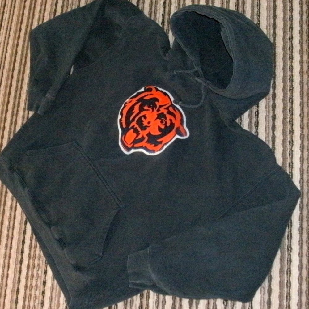 Vintage Chicago Bears Navy Blue Hoodie Sweatshirt with Embroidered Patch size L